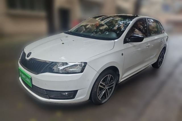 Used Skoda Rapid Spaceback 2014 1.6L Automatic Enjoyment Edition
