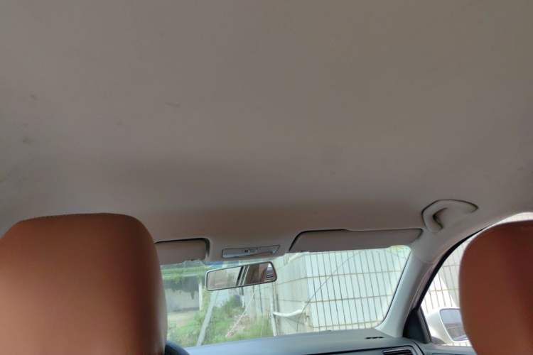 Used Skoda Rapid Spaceback 2014 1.6L Automatic Enjoyment Edition Headliner