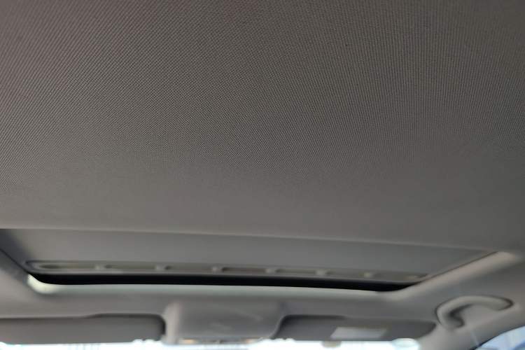 Used Skoda Rapid Spaceback 2014 1.6L Automatic Enjoyment Edition Headliner