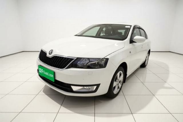 Used Skoda Rapid Spaceback 2014 1.6L Automatic Enjoyment Edition