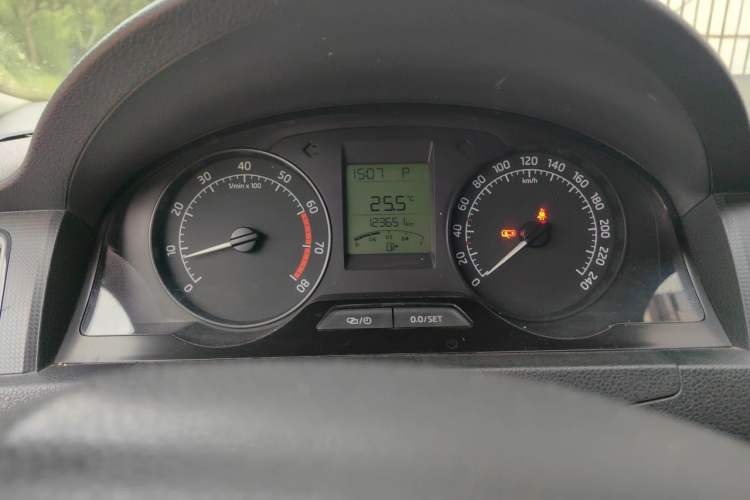 Used Skoda Rapid Spaceback 2014 1.6L Automatic Enjoyment Edition Instrument Cluster