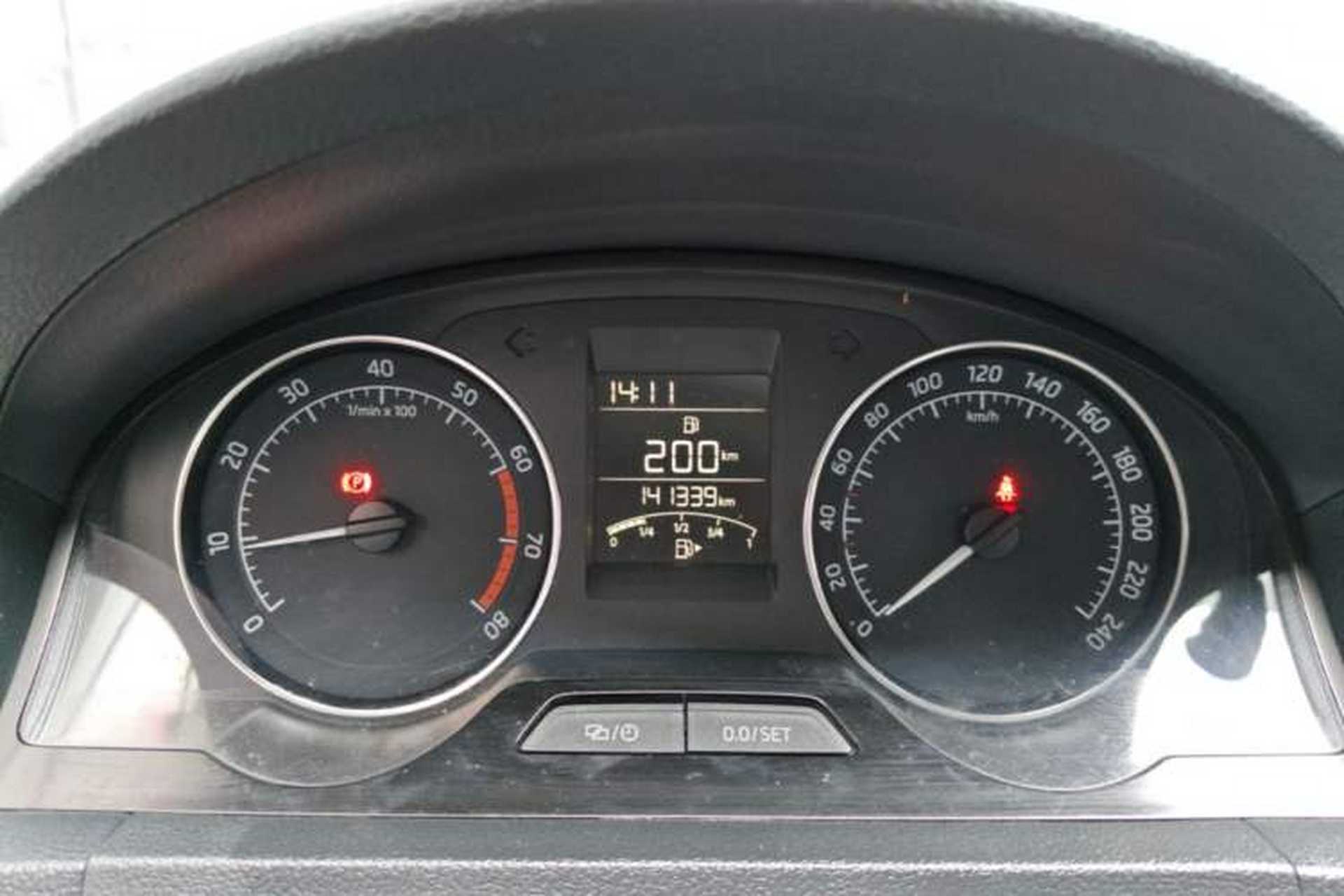 Used Skoda Rapid Spaceback 2014 1.6L Manual Enjoyment Edition Instrument Cluster