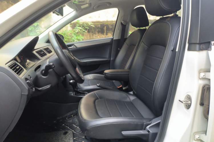 Used Skoda Rapid Spaceback 2014 1.6L Automatic Enjoyment Edition Left Front Seat