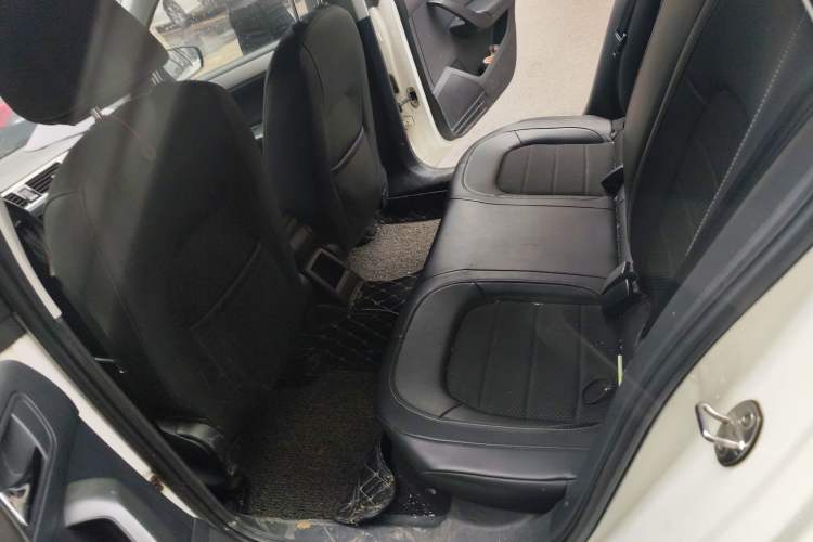 Used Skoda Rapid Spaceback 2014 1.6L Automatic Enjoyment Edition Left Rear Seat