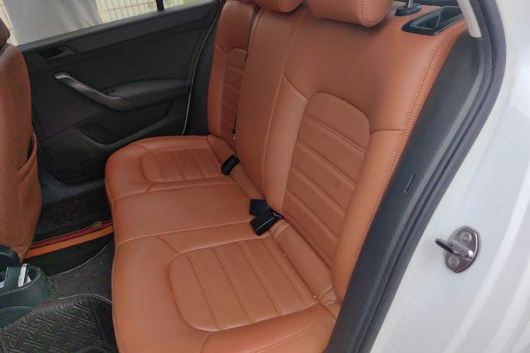 Used Skoda Rapid Spaceback 2014 1.6L Automatic Enjoyment Edition Left Rear Seat