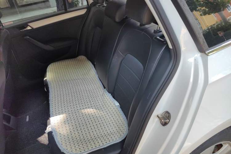 Used Skoda Rapid Spaceback 2014 1.4 TSI DSG Comfort Edition Left Rear Seat