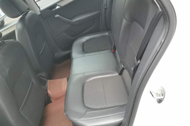 Used Skoda Rapid Spaceback 2014 1.6L Automatic Enjoyment Edition Left Rear Seat