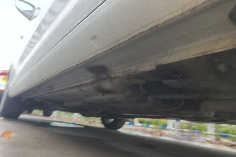Used Skoda Rapid Spaceback 2014 1.6L Automatic Enjoyment Edition Left Side Sill