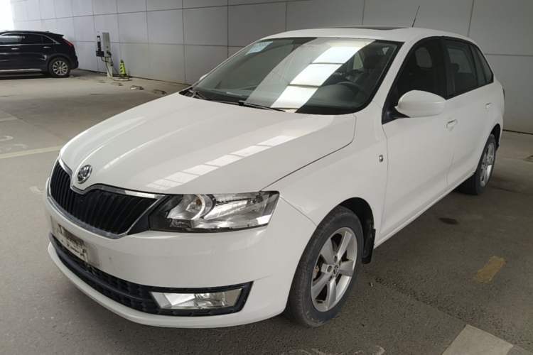 Used Skoda Rapid Spaceback 2014 1.6L Automatic Enjoyment Edition Guazi used car, China used car export, Used car for sale, Used cars, Cheapest cars for sale