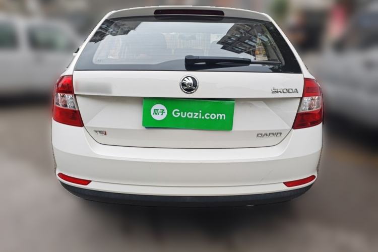 Used Skoda Rapid Spaceback 2014 1.4TSI DSG Enjoyment Edition Rear
