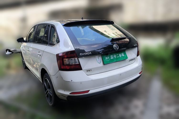 Used Skoda Rapid Spaceback 2014 1.6L Automatic Enjoyment Edition Rear Left 45 Deg