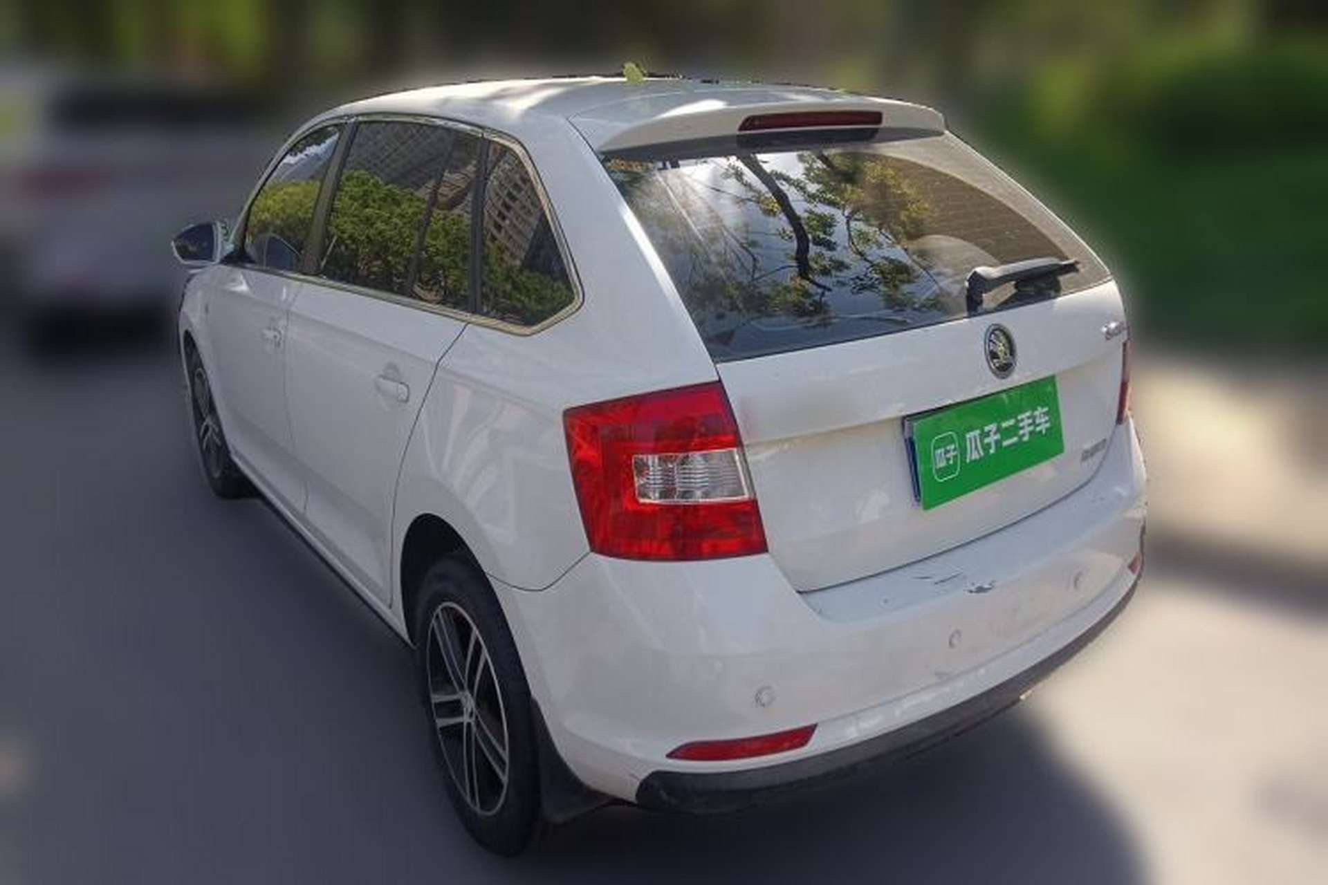Used Skoda Rapid Spaceback 2014 1.6L Automatic Enjoyment Edition Rear Left 45 Deg