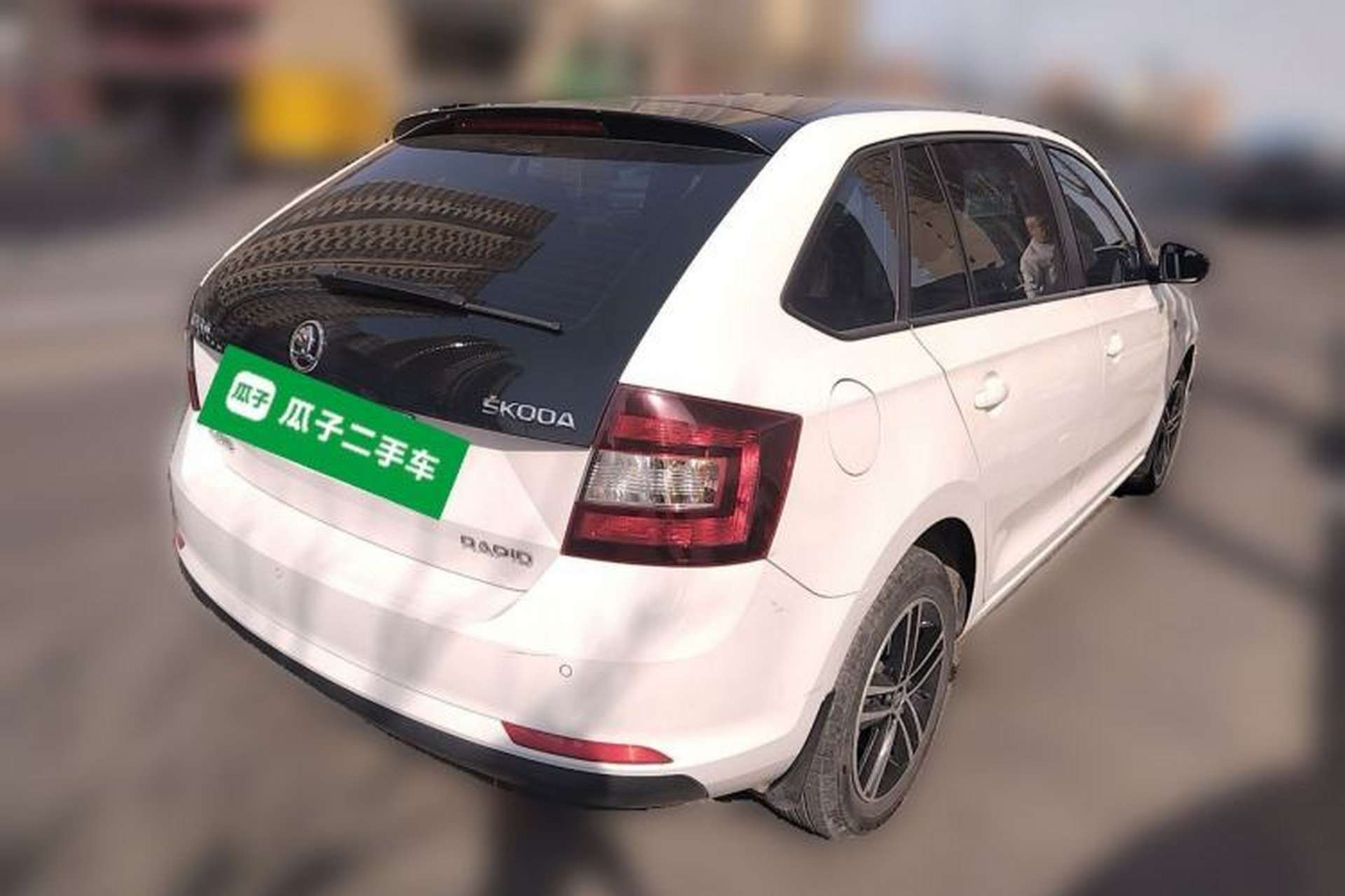 Used Skoda Rapid Spaceback 2014 1.6L Manual Enjoyment Edition Rear Right 45 Deg