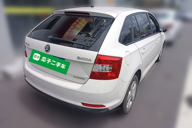 Used Skoda Rapid Spaceback 2014 1.6L Manual Enjoyment Edition Rear Right 45 Deg