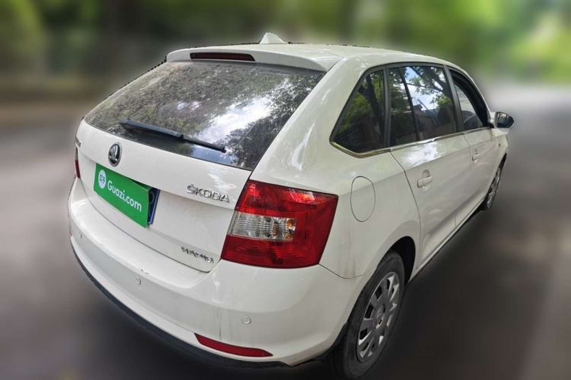 Used Skoda Rapid Spaceback 2014 1.6L Manual Enjoyment Edition Rear Right 45 Deg