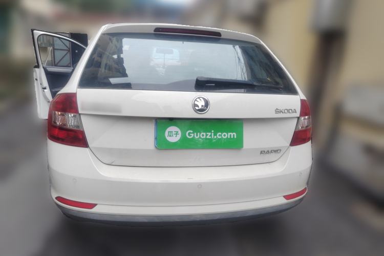 Used Skoda Rapid Spaceback 2014 1.6L Automatic Enjoyment Edition Rear