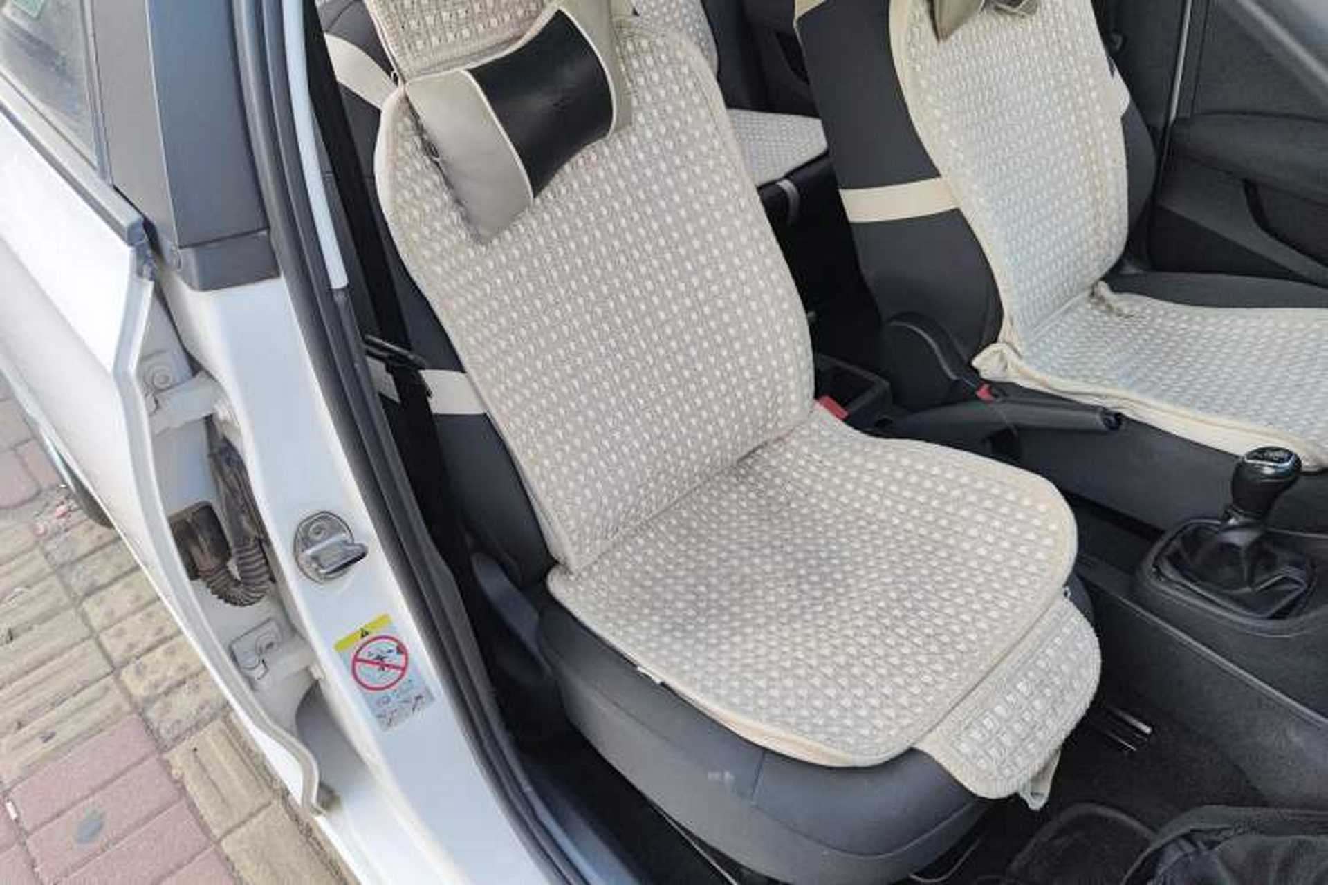 Used Skoda Rapid Spaceback 2014 1.6L Manual Enjoyment Edition Right Front Seat