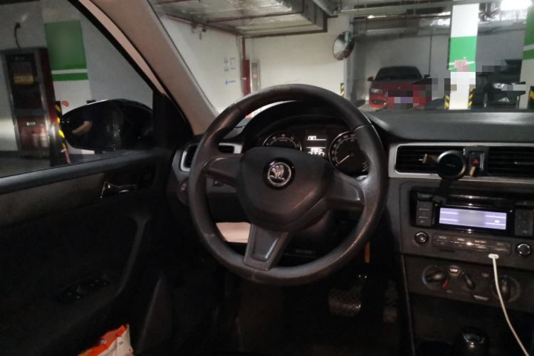 Used Skoda Rapid Spaceback  Steering Wheel