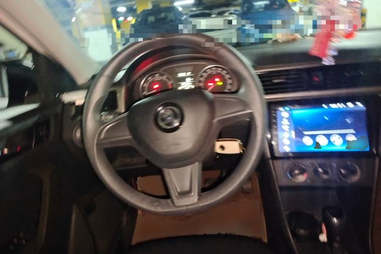 Used Skoda Rapid Spaceback 2014 1.6L Automatic Enjoyment Edition Steering Wheel