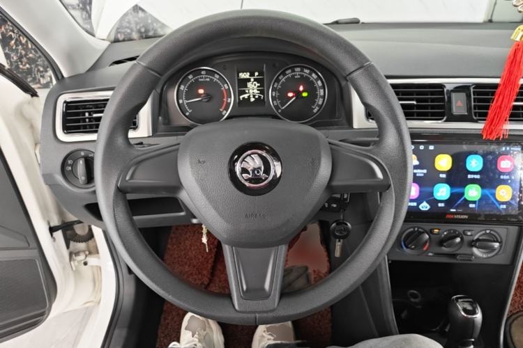 Used Skoda Rapid Spaceback 2014 1.6L Automatic Enjoyment Edition Steering Wheel