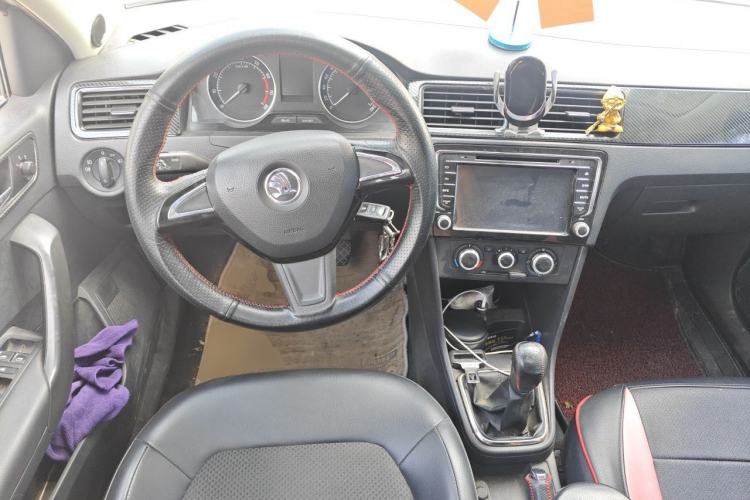 Used Skoda Rapid Spaceback 2014 1.6L Manual Enjoyment Edition Steering Wheel