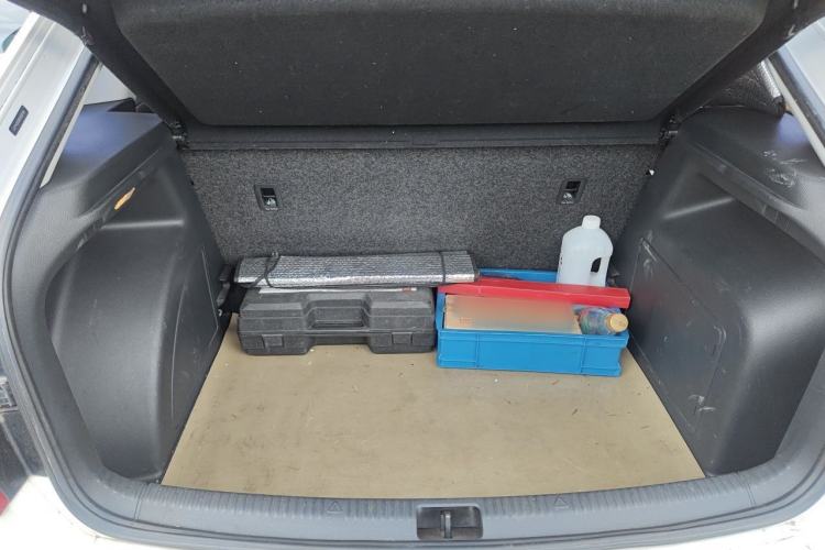 Used Skoda Rapid Spaceback 2014 1.6L Automatic Enjoyment Edition Trunk