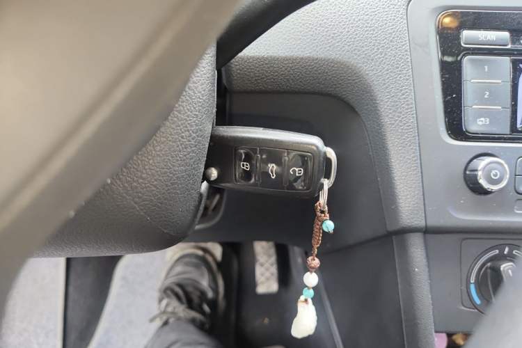 Used Skoda Rapid Spaceback 2014 1.6L Automatic Enjoyment Edition Vehicle Key