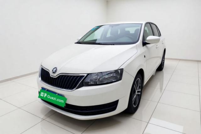 Used Skoda Rapid Spaceback 2014 1.6L Automatic Enjoyment Edition