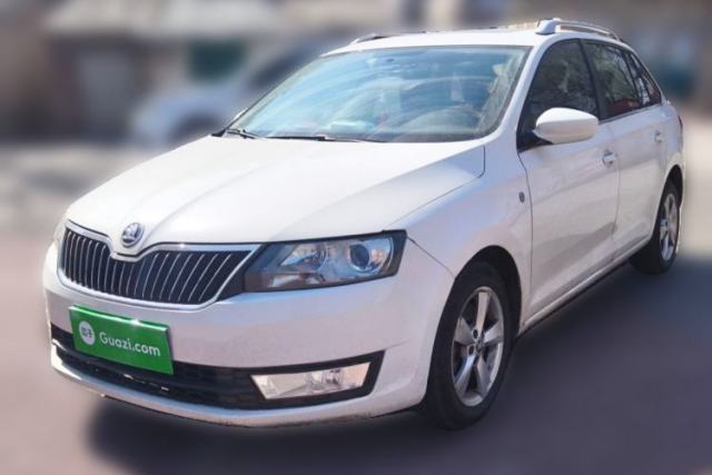 Used Skoda Rapid Spaceback 2014 1.4 TSI DSG Comfort Edition