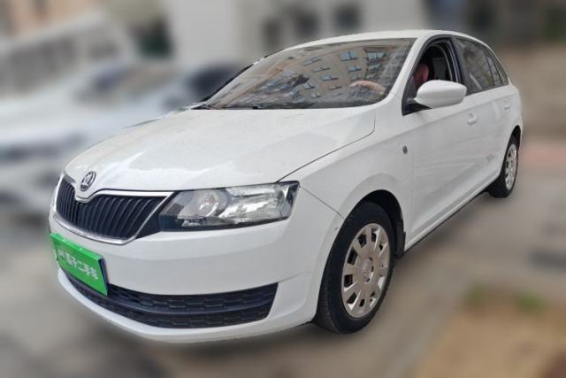 Used Skoda Rapid Spaceback 2014 1.6L Automatic Enjoyment Edition