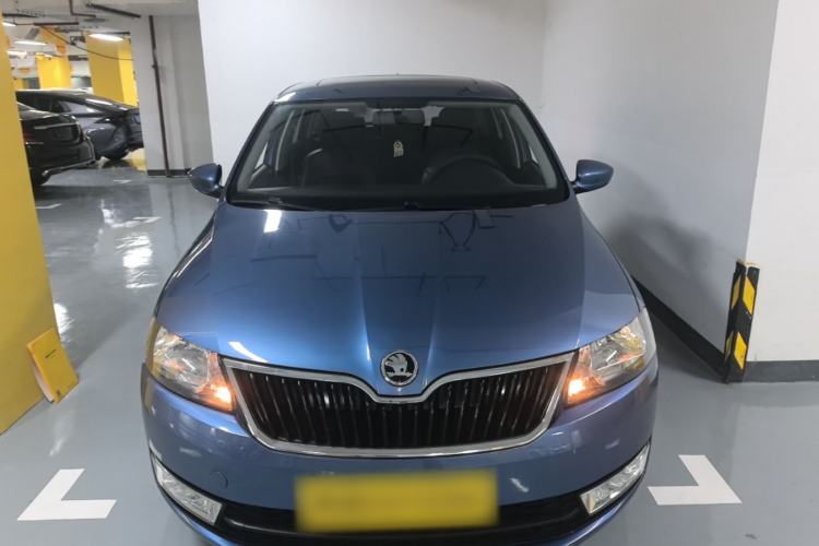 Used Skoda Rapid Spaceback 2016 1.6L Automatic Chuanxing Edition Front