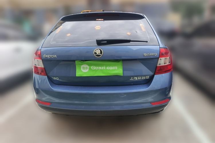 Used Skoda Rapid Spaceback 2016 Revised Version 1.6L Automatic Front-Drive Edition Rear