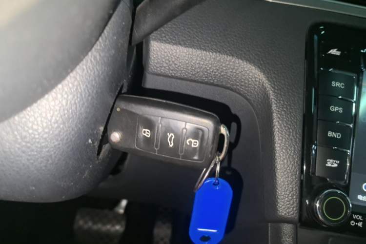 Used Skoda Rapid Spaceback 2016 1.6L Automatic Chuanxing Edition Vehicle Key