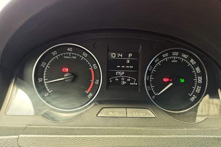 Used Skoda Rapid Spaceback 2016 Revised 1.6L Automatic Smart Drive Version Instrument Cluster