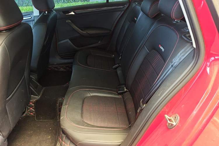 Used Skoda Rapid Spaceback 2016 Revised 1.6L Automatic Smart Drive Version Left Rear Seat