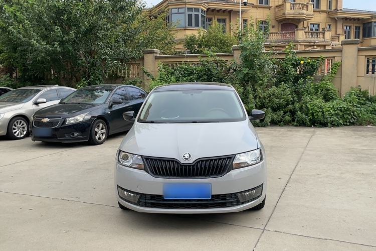 Used Skoda Rapid Spaceback 2016 1.6L Automatic Smart Drive Edition Exterior 1