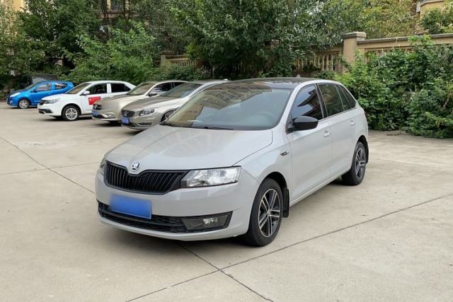 Used Skoda Rapid Spaceback 2016 1.6L Automatic Smart Drive Edition
