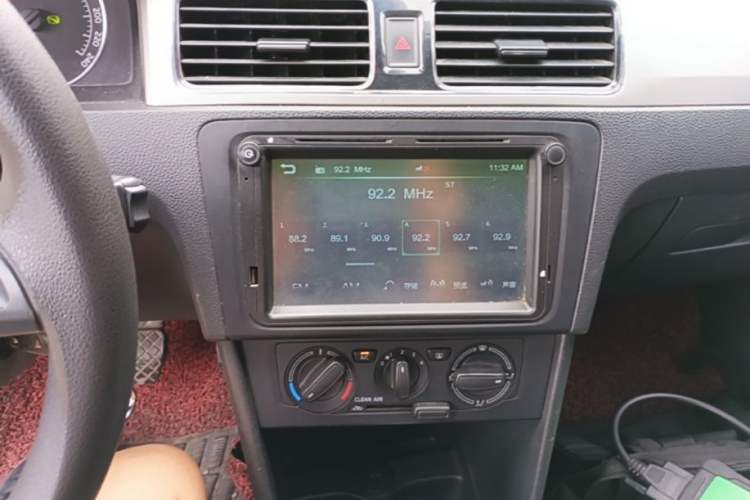 Used Skoda Rapid Spaceback 2016 1.6L Automatic Chuanxing Edition Audio And AC Panel