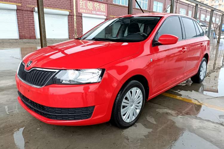 Used Skoda Rapid Spaceback 2016 Revised Version 1.6L Manual Front-Drive Edition Guazi used car, China used car export, Used car for sale, Used cars, Cheapest cars for sale