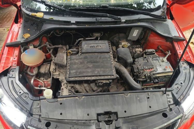 Used Skoda Rapid Spaceback 2016 Revised Version 1.6L Automatic Front-Drive Edition Engine Bay