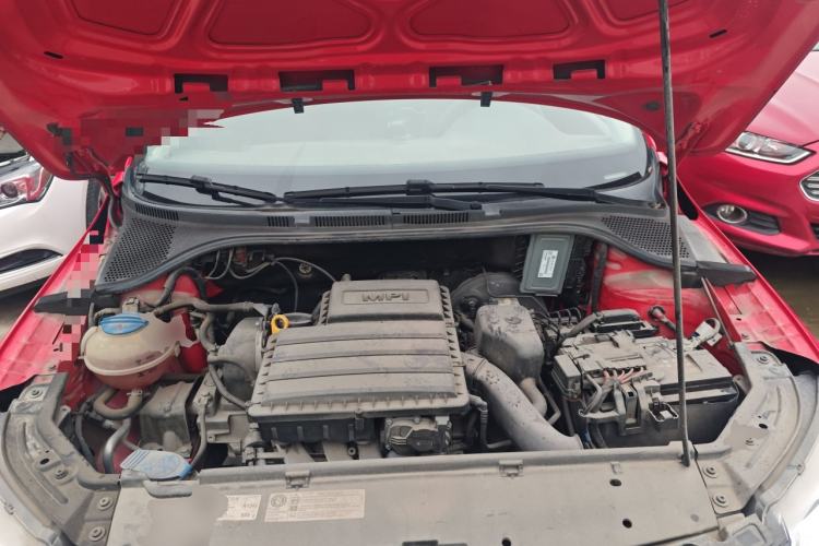 Used Skoda Rapid Spaceback 2016 Revised 1.6L Automatic Chuanxing Version Engine Bay