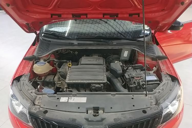 Used Skoda Rapid Spaceback 2016 Revised 1.6L Automatic Smart Drive Version Engine Bay