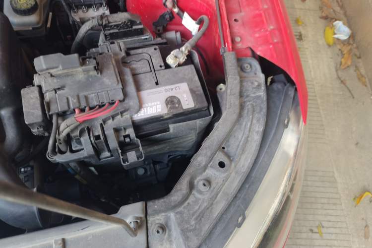 Used Skoda Rapid Spaceback 2016 Revised 1.6L Automatic Chuanxing Version Engine Bay Left