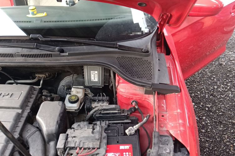 Used Skoda Rapid Spaceback 2016 1.6L Automatic Chuanxing Edition Engine Bay Left