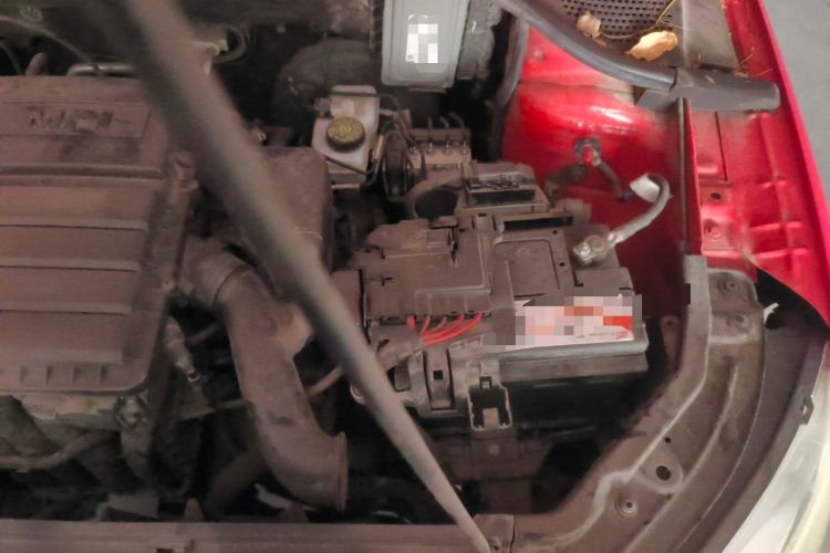 Used Skoda Rapid Spaceback 2016 Revised 1.6L Automatic Chuanxing Version Engine Bay Left