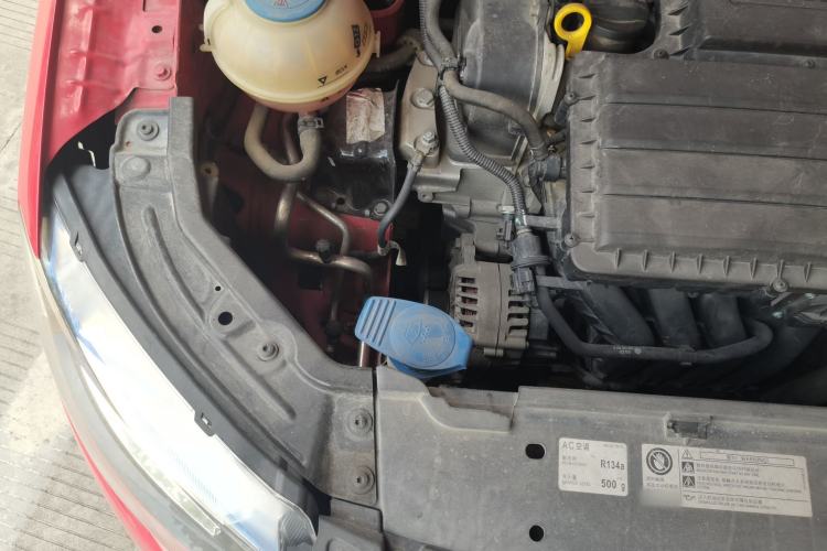 Used Skoda Rapid Spaceback 2016 Revised 1.6L Automatic Chuanxing Version Engine Bay Right