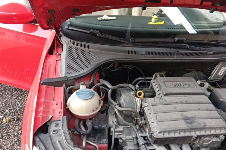 Used Skoda Rapid Spaceback 2016 1.6L Automatic Chuanxing Edition Engine Bay Right
