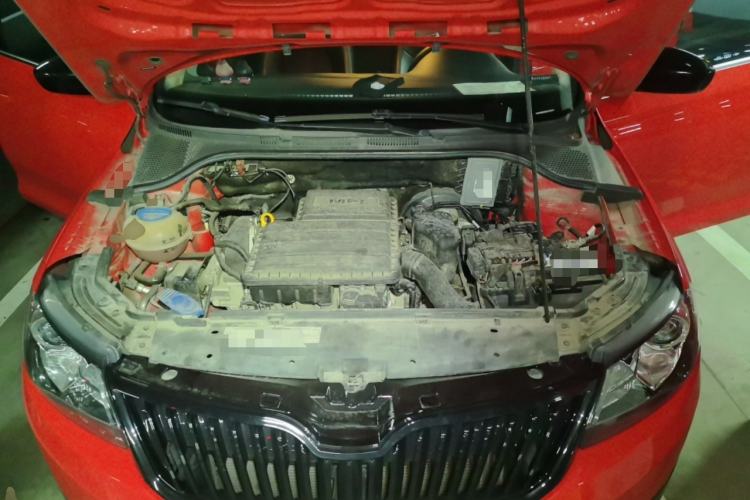 Used Skoda Rapid Spaceback 2016 Revised 1.6L Automatic Smart Drive Version Engine Bay
