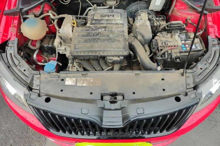 Used Skoda Rapid Spaceback 2016 Revised 1.6L Automatic Smart Drive Version Engine Bay