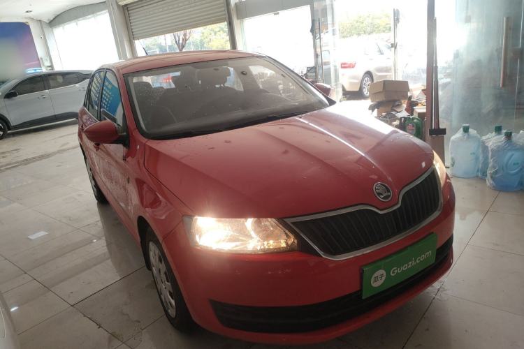 Used Skoda Rapid Spaceback 2016 Revised Version 1.6L Manual Front-Drive Edition Exterior 1